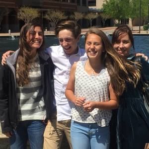 Meet your Posher, Louis